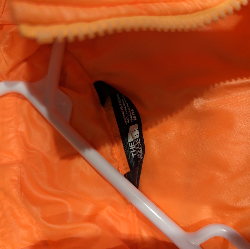 Northface Light Weight Jacket - image 3